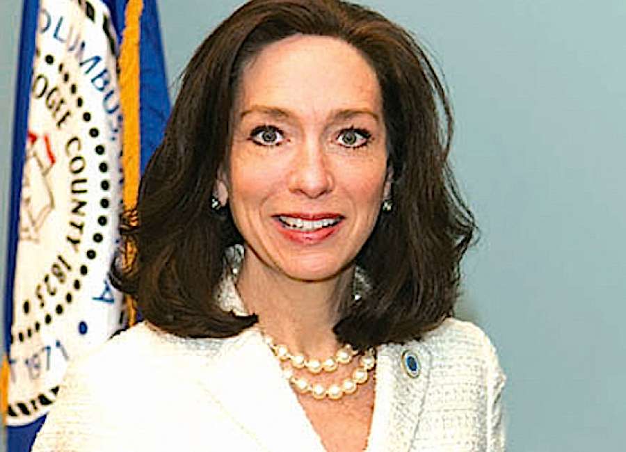 Columbus mayor offers advice to women seeking success