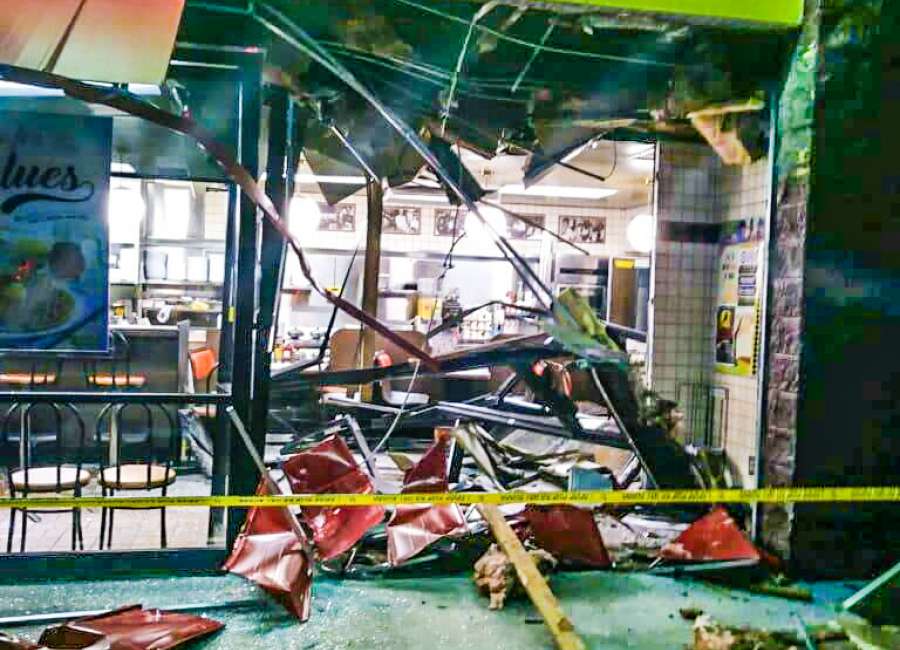 Alleged drunk driver runs U-Haul truck through local Waffle House