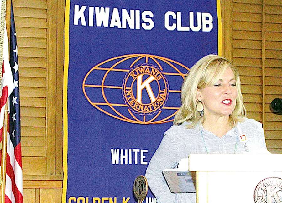Alrutz recognized for work with local fitness center