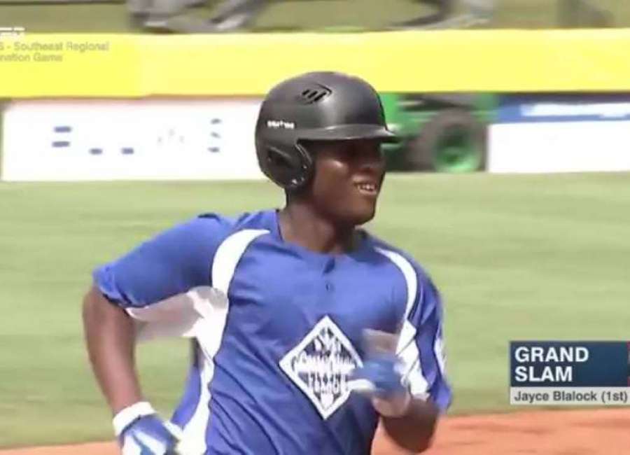 Blalock hits homers, but values being a teammate