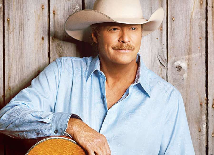 Country star Alan Jackson selling home