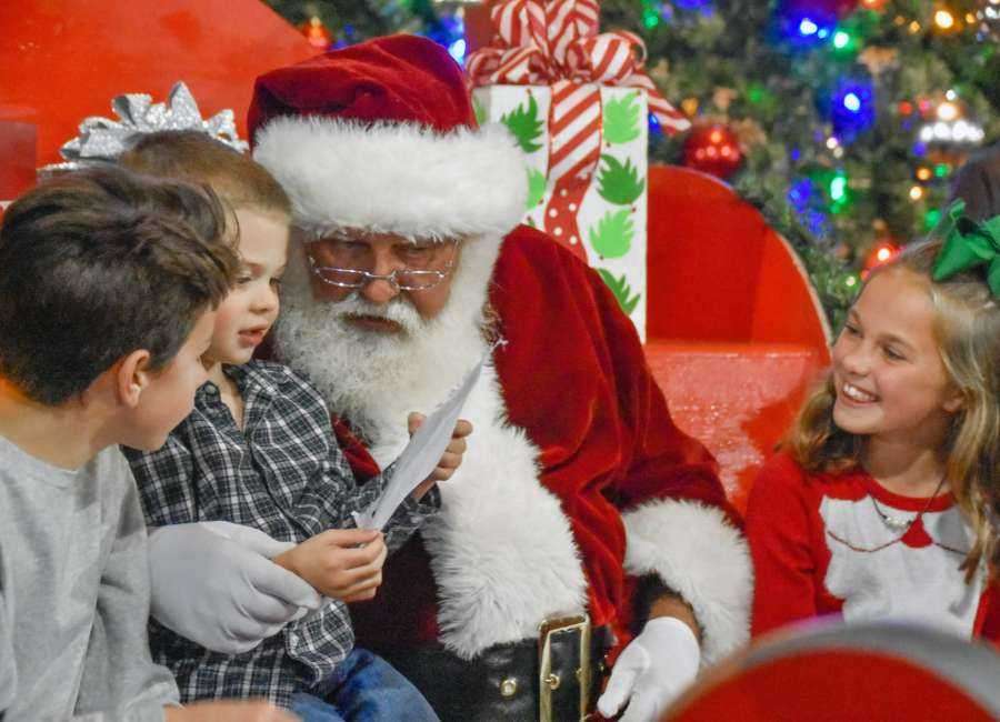 Downtown shops prepare for Plaid Friday and Santa