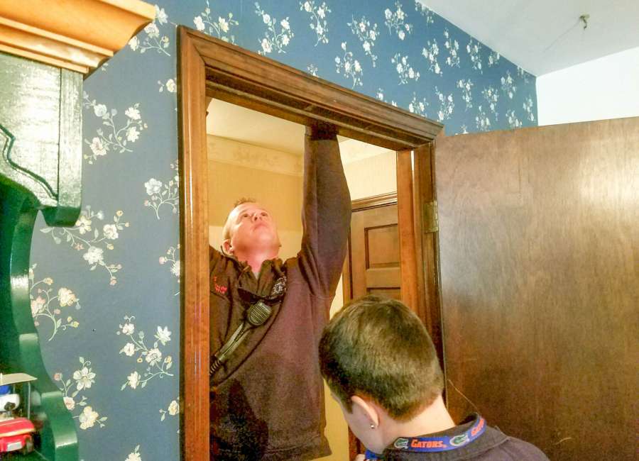 Fire department provides smoke detectors