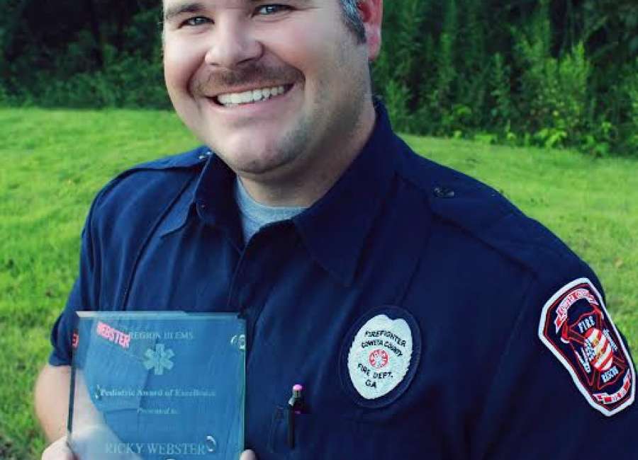 Firefighter wins prestigious state award
