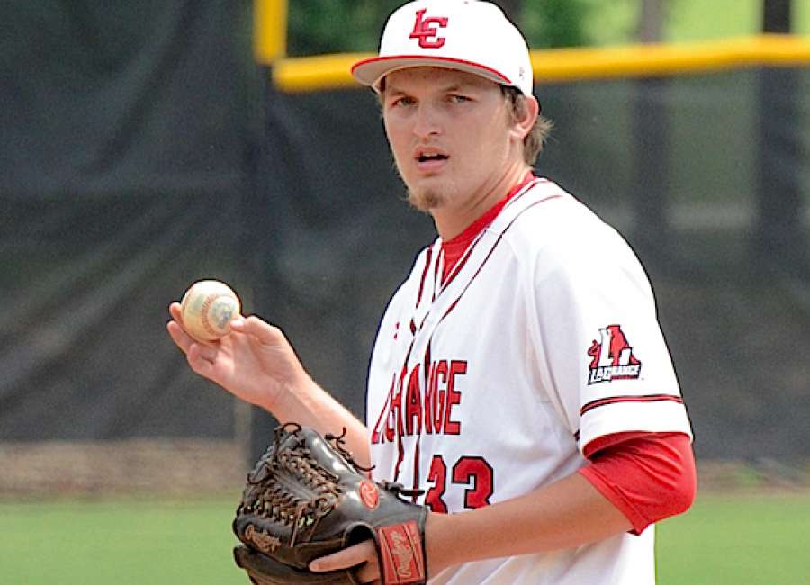 Fleckenstein signs pro contract with independent team