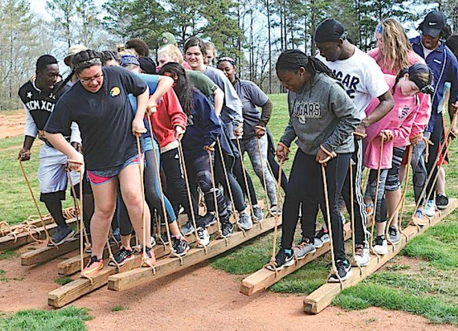 High-schoolers attend leadership retreat