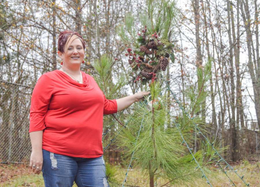 Holiday tree inspires Christmas miracle