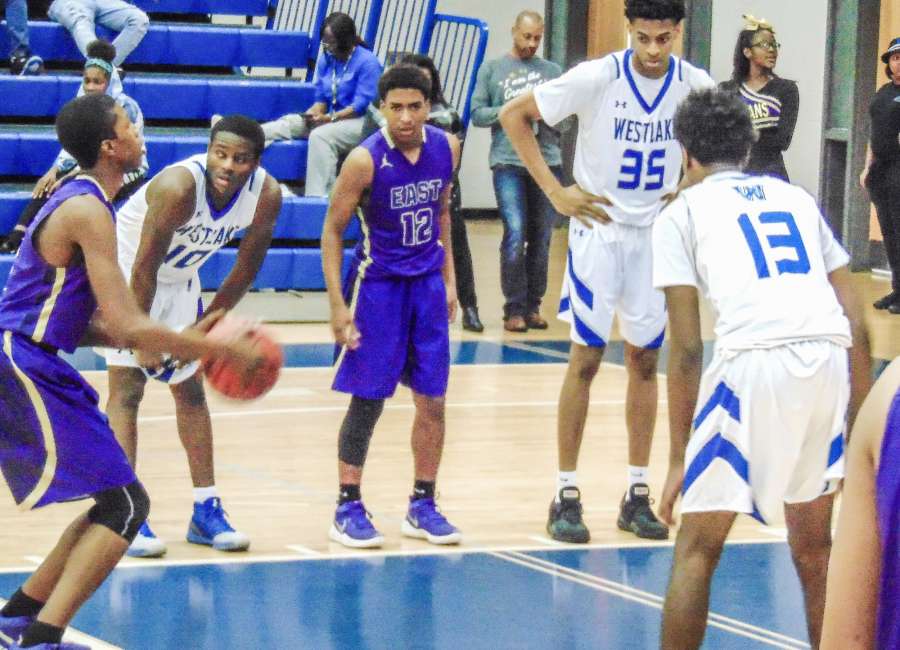 Indians fight back, but lose to Lions