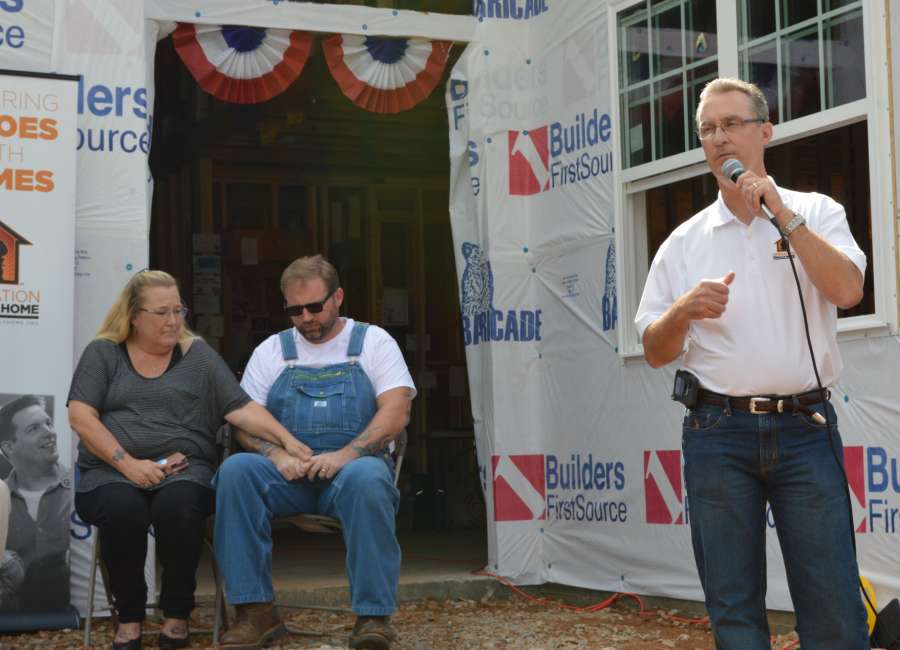 Injured vet gets free house
