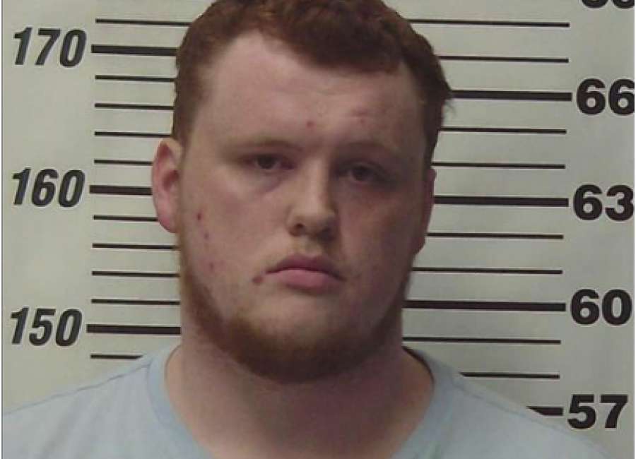 Jail officer arrested for sexual contact with inmate