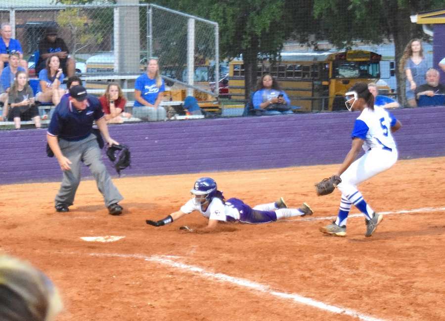 Lady Indians roll through the Ridge