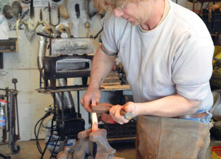 Local artists display talents, artwork during annual tour