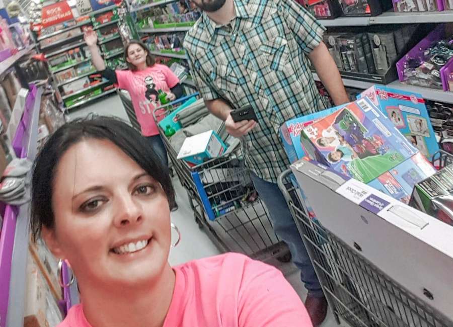 Local woman racing to bring Christmas joy to needy children