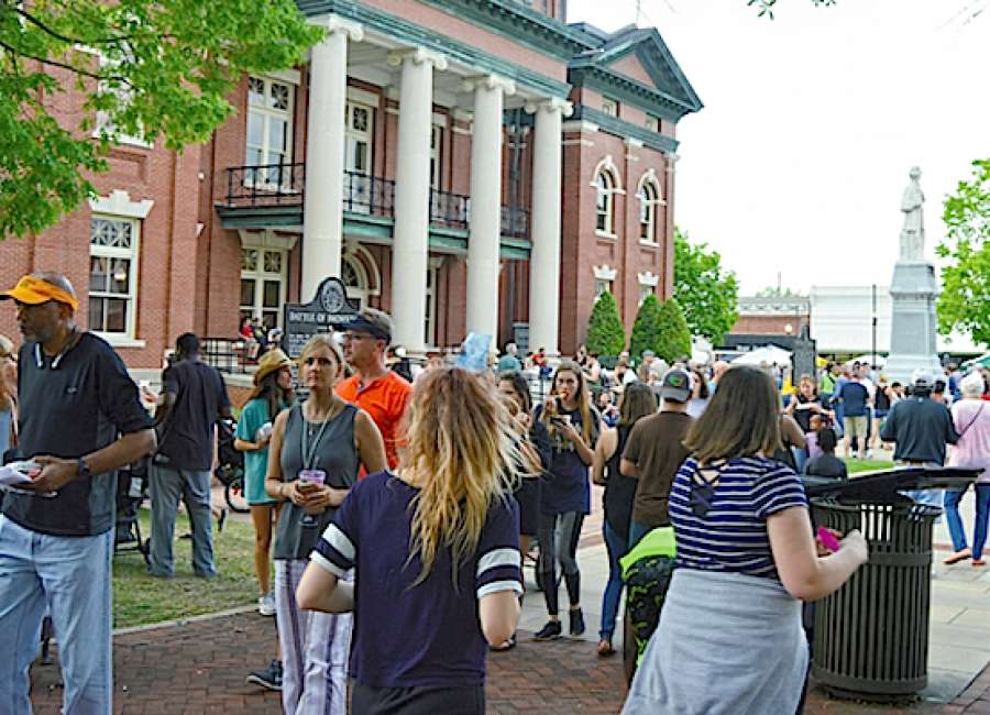Main Street programs draw large crowds downtown