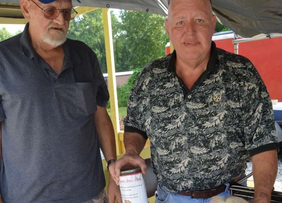 Fruit stand pays school lunch bills