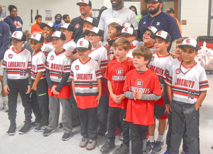 Mixing baseball and charity