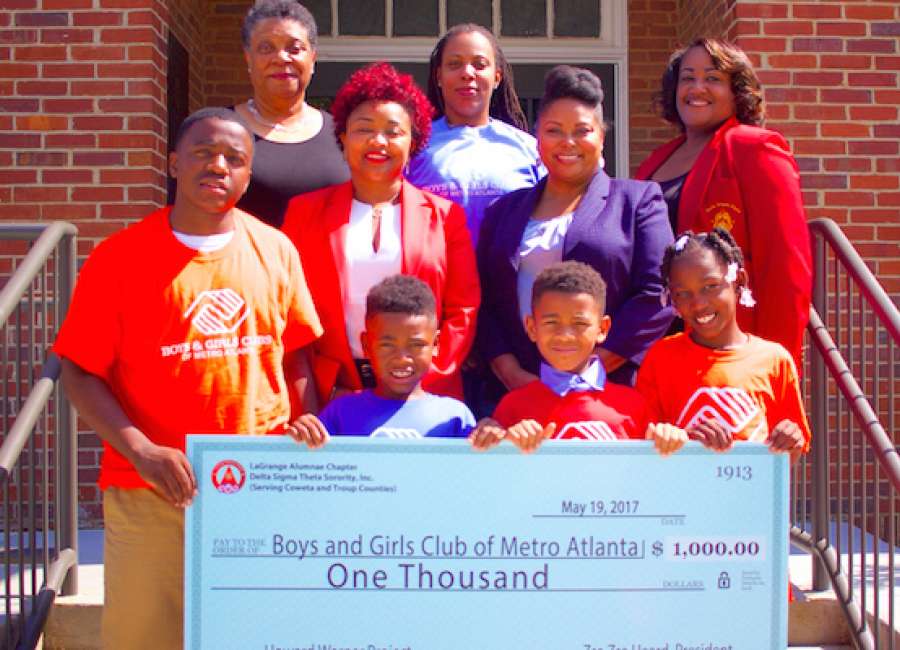 Sorority donates to Boys and Girls Club