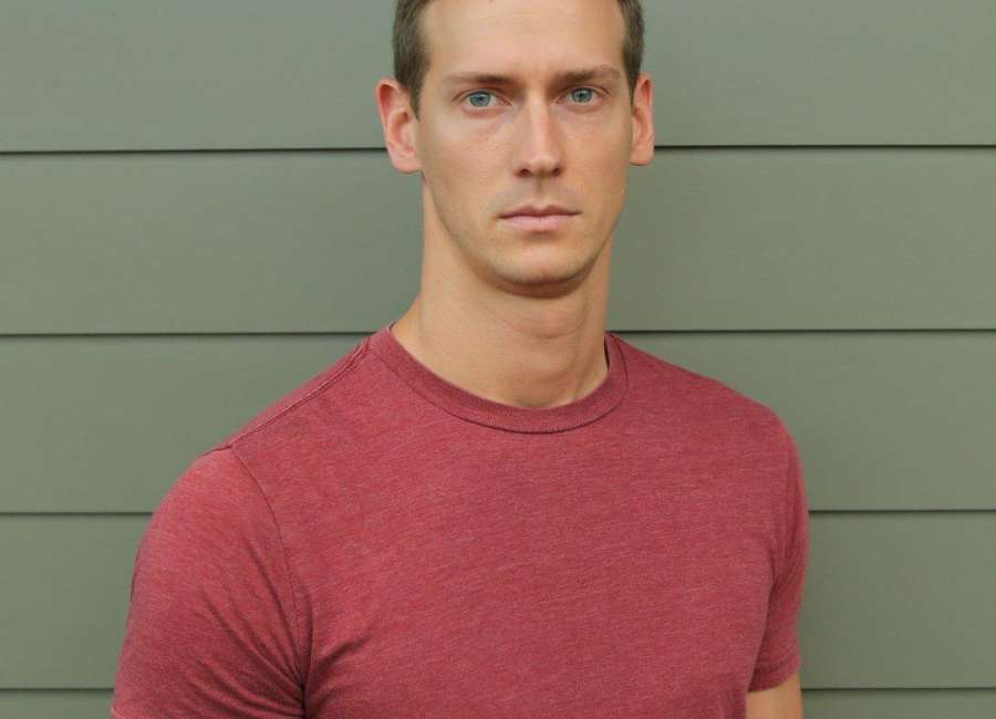 Stuntman barely missed cushion in fatal fall