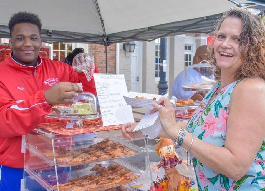 Taste of Newnan Draws A Big Crowd