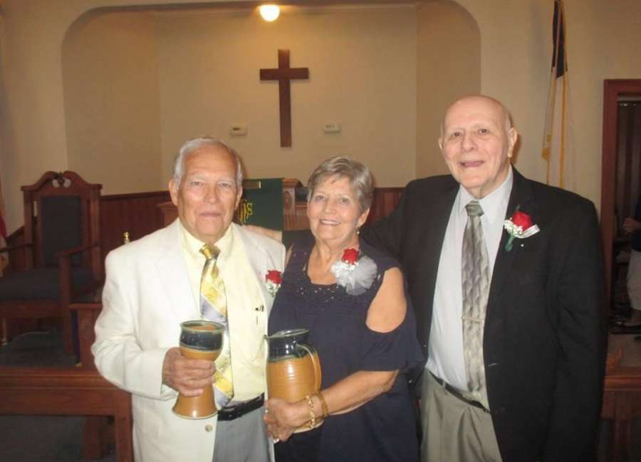 Tommy and Sue Adams honored by Luthersville UMC