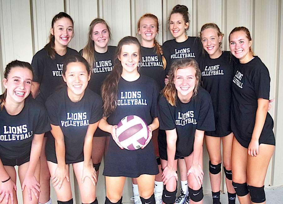 Trinity volleyball’s mission: Learn each other, defend title