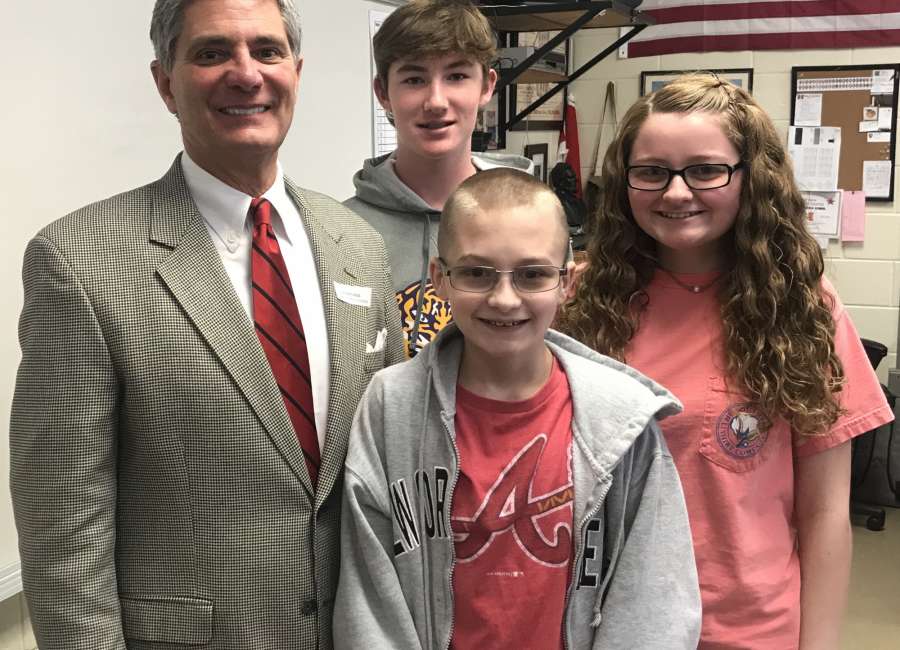 Accelerated history class helps eighth-graders earn high school credit