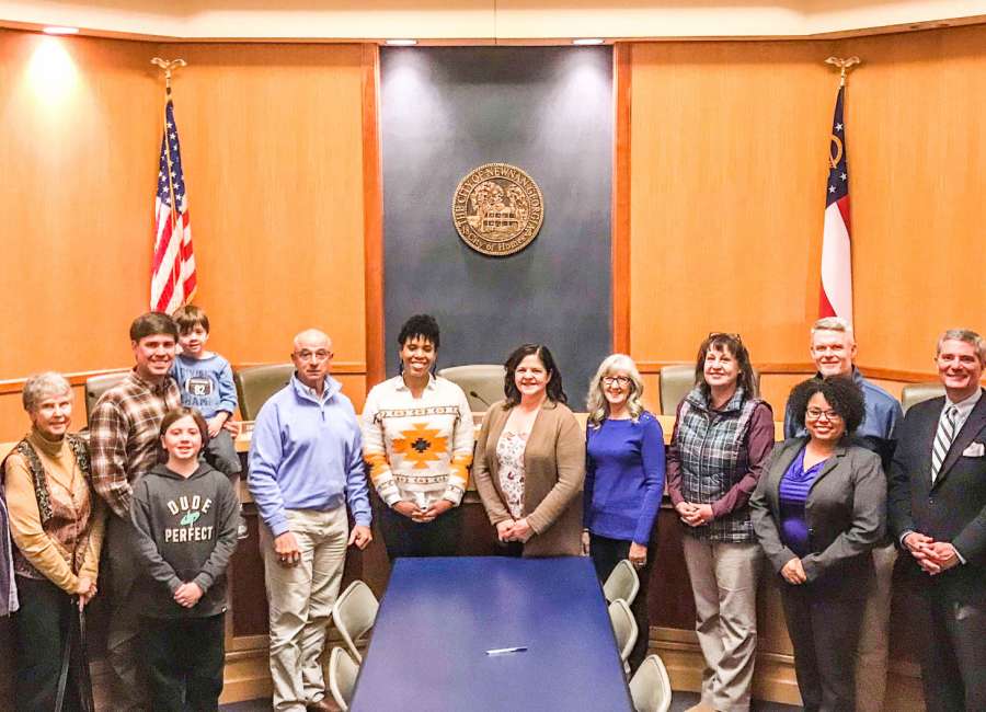 City recognizes Citizen Academy graduates