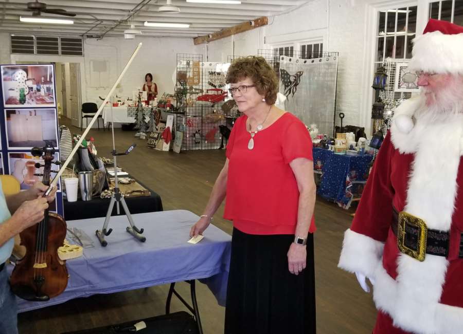 Coweta’s small towns celebrate the season