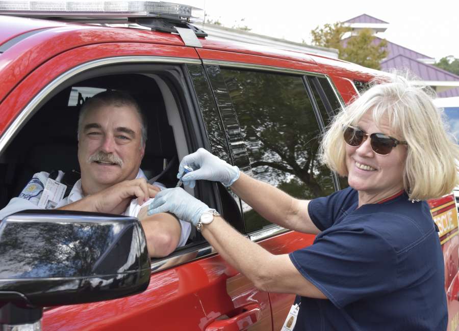 Drive-thru flu shots are practice for health emergencies