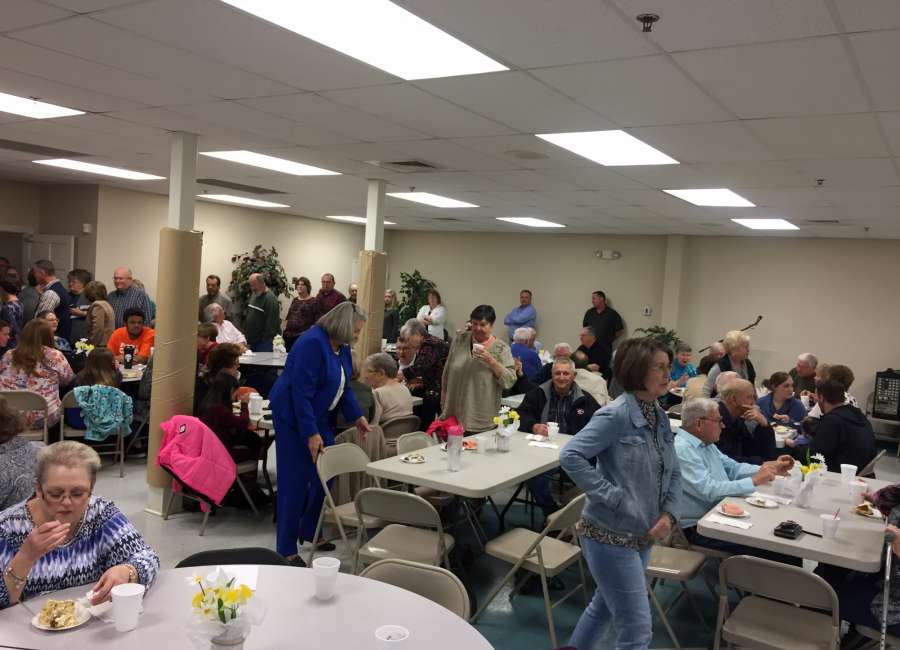 East Newnan Baptist recognizes longtime pastor