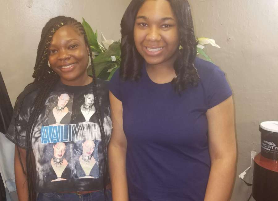Facebook community helps teen’s homecoming wish come true