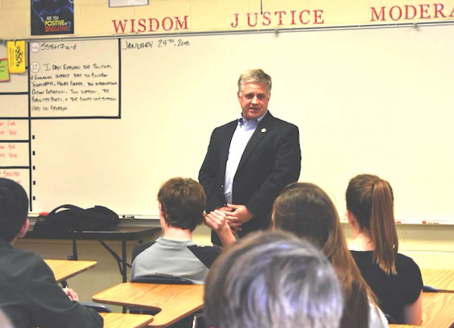 Ferguson schools students on a congressman’s life