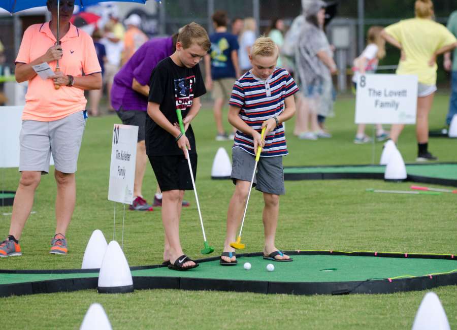 Hundreds flock to Hunter Scarbrough Foundation fundraiser