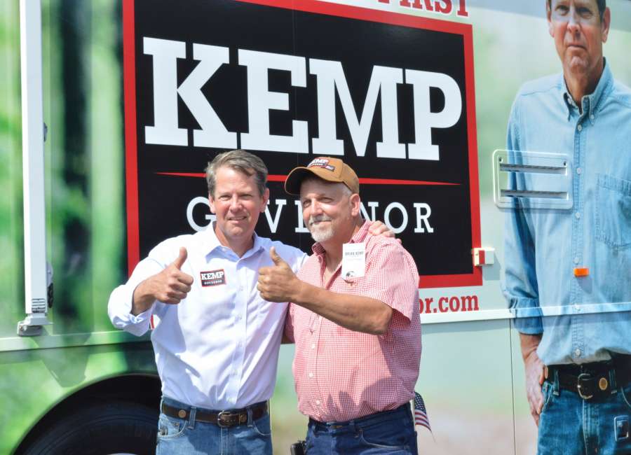 Kemp draws crowd in Newnan