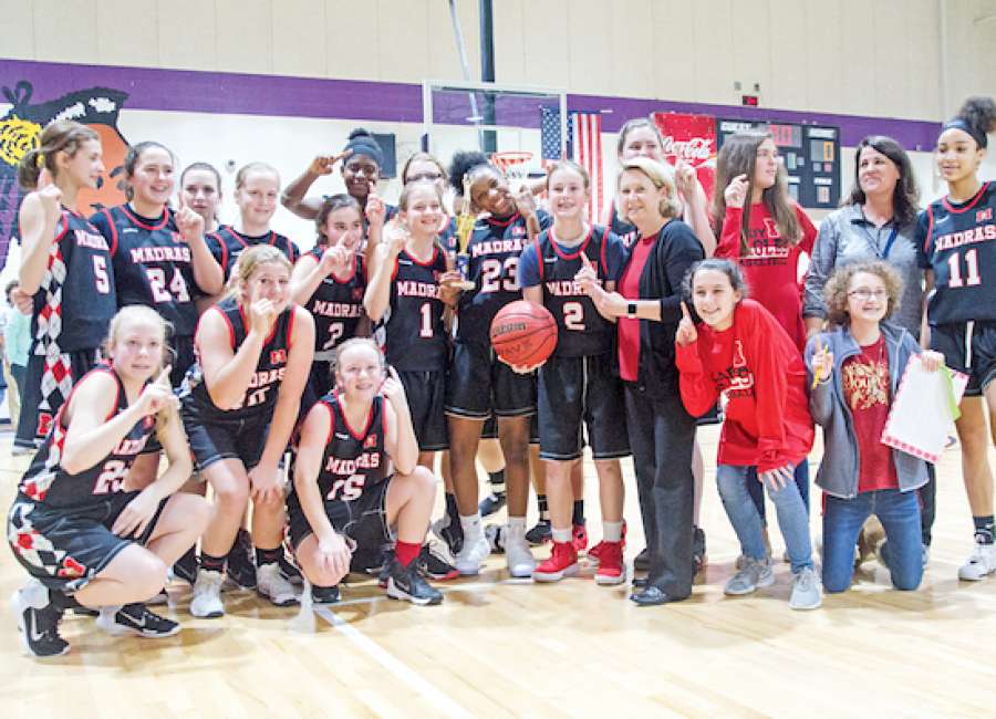 Lady Eagles power through bracket to win girls championship