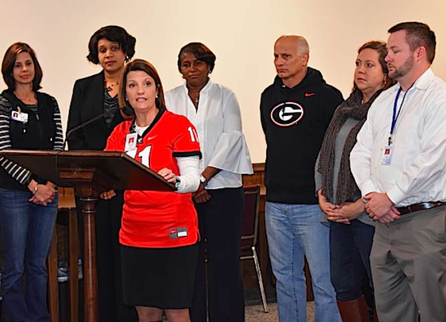 Lee Middle School redesignated as National Lighthouse School to Watch