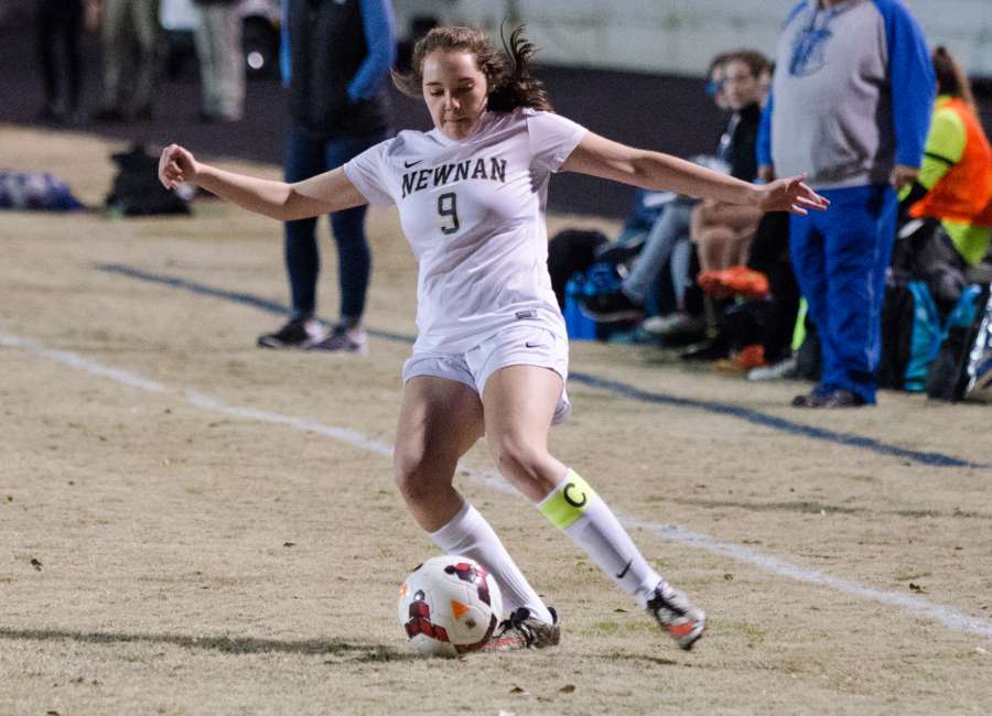 Marriaga juggles soccer, academics with precision as NHS valedictorian, Lady Cougars team captain