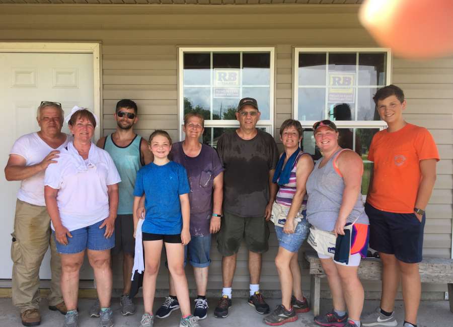 Oaklawn members travel to Mississippi for mission trip