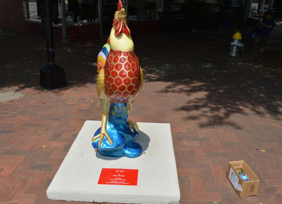Plaques added to art around Court Square