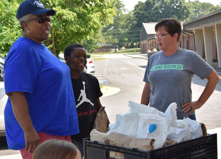 Presbyterians reaching out with food, hygiene kits