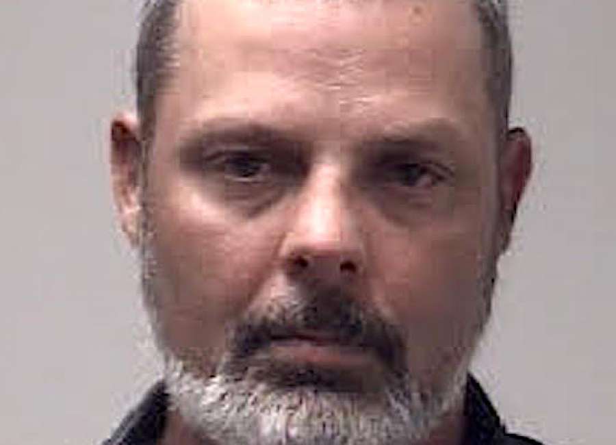 Sharpsburg father pleads guilty to molesting teenager