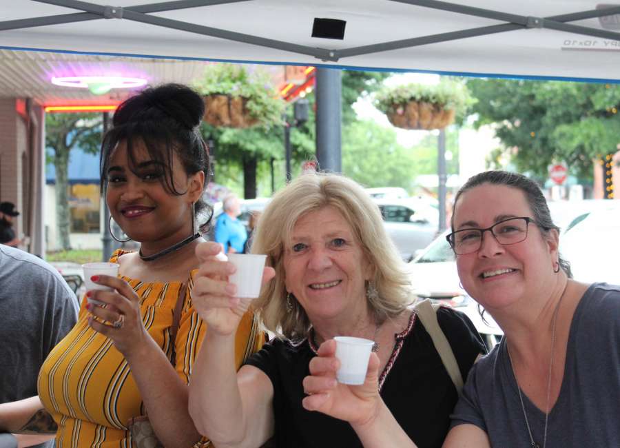 Newnan wine-ds up for summer