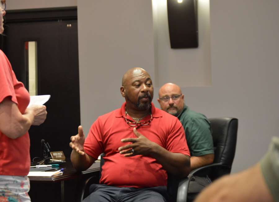 Senoia homeowners concerned about Habitat project