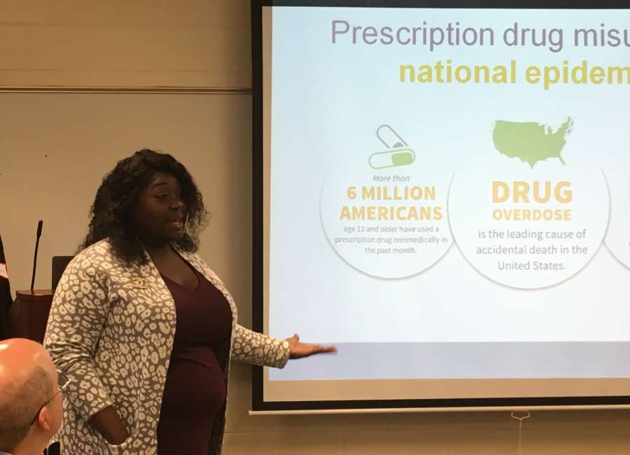 Talking to college students about the dangers of drugs