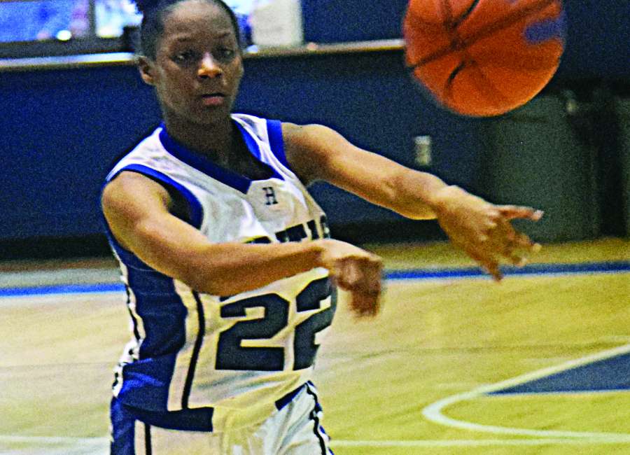 Winning streak on line for Lady Crusaders